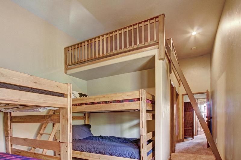 Four-Bedroom House image 2