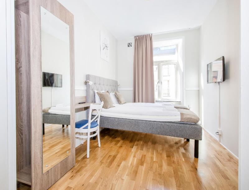 City Hotell Avenyn - image 15