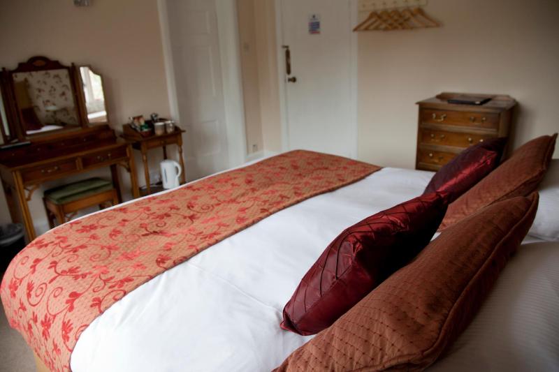 Premier Twin or King Room image 3