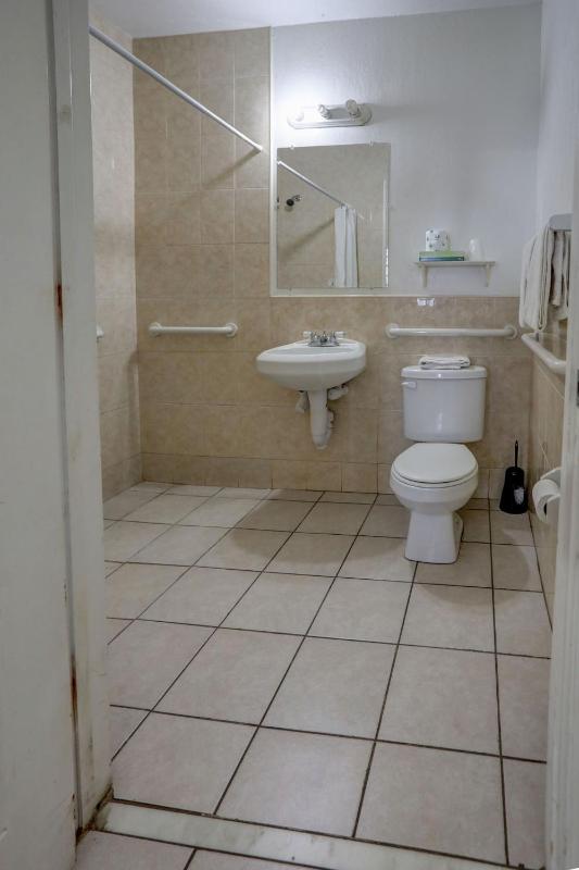 Richard's Hotel - image 23