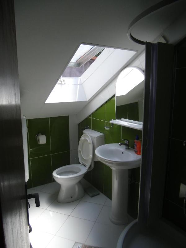 One-Bedroom Apartment with Sea View (4 Adults) image 4