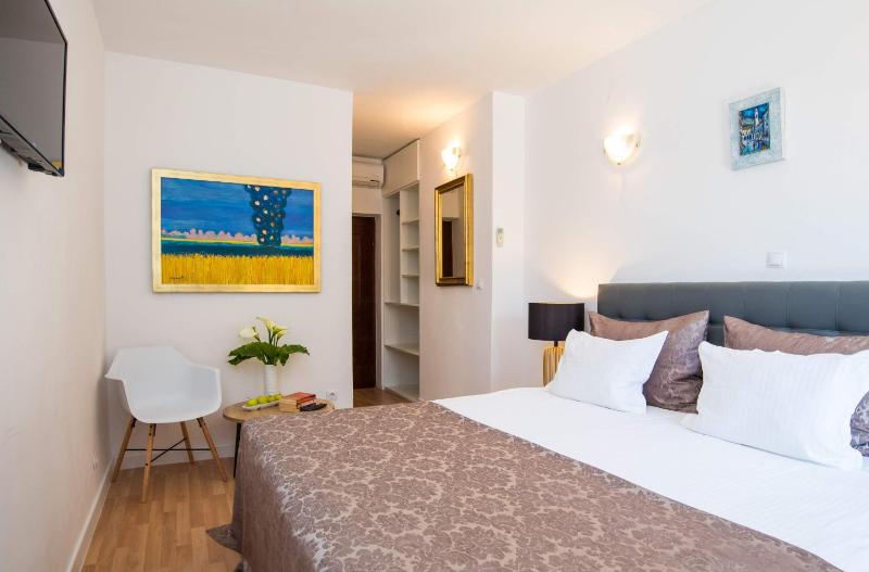 Double Room with Terrace image 1