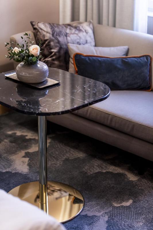 Superior King Room image 2