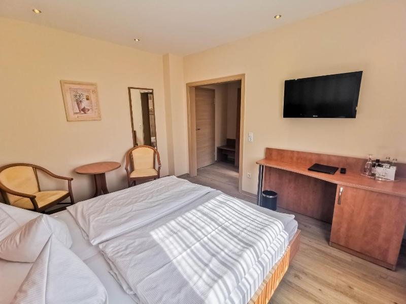Wald-Hotel - image 20