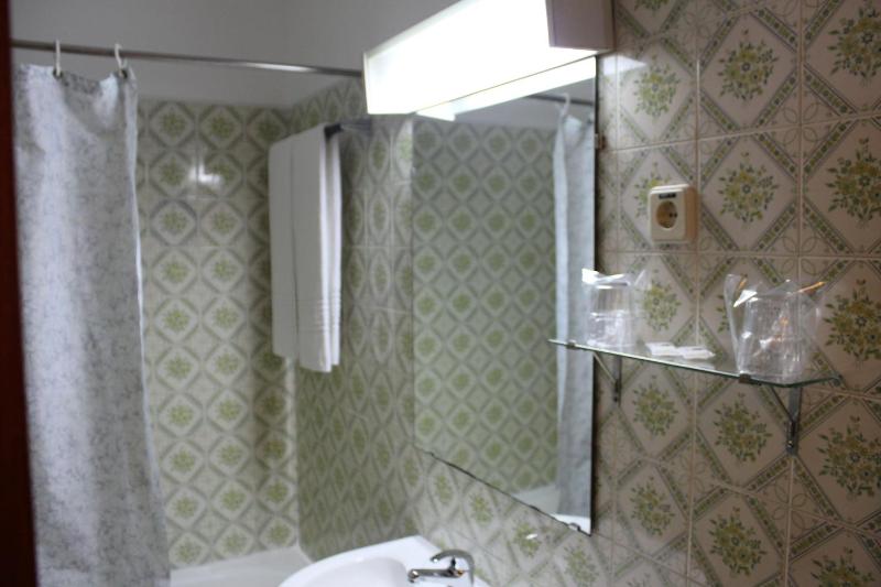 Standard Family Room image 4