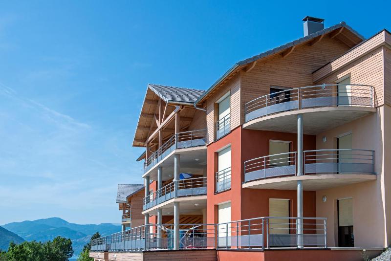 Two-Bedroom Apartment image 3