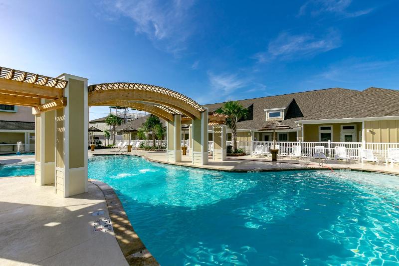 Villa image 3