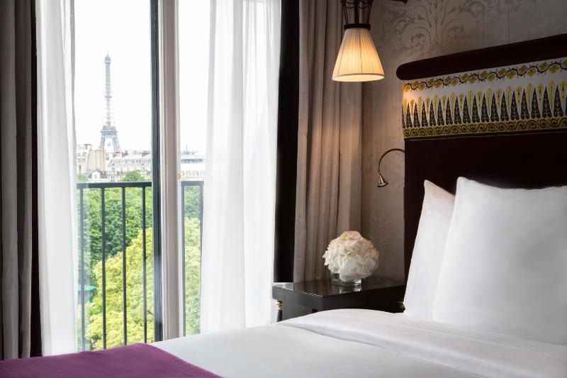 Junior Suite Eiffel image 3