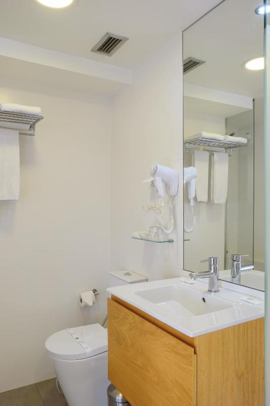 Junior Suite with Balcony image 1