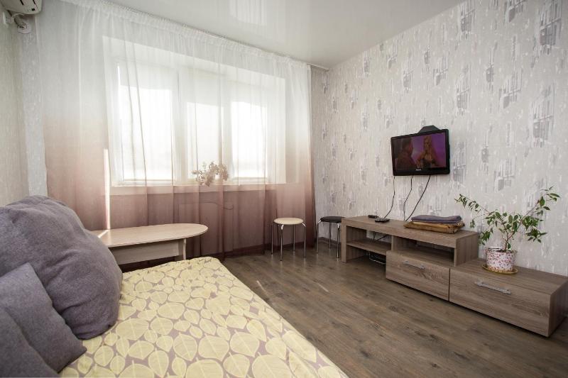 Apartment on Nauki Avenue - image 1