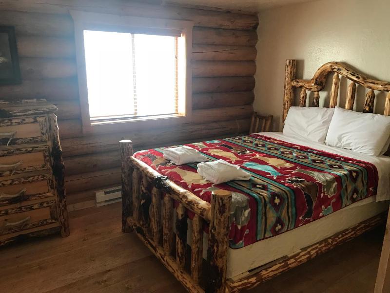 Suite with Mountain View image 4