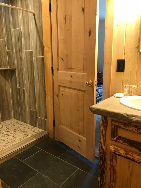 Suite with Mountain View image 3