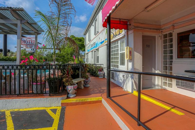 Richard's Hotel - image 32