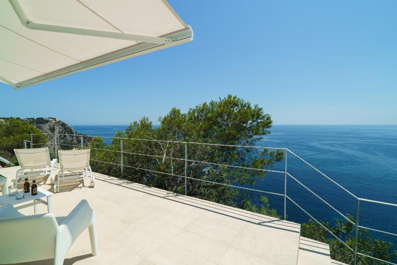Villa Bombon by Aguilarent - image 7