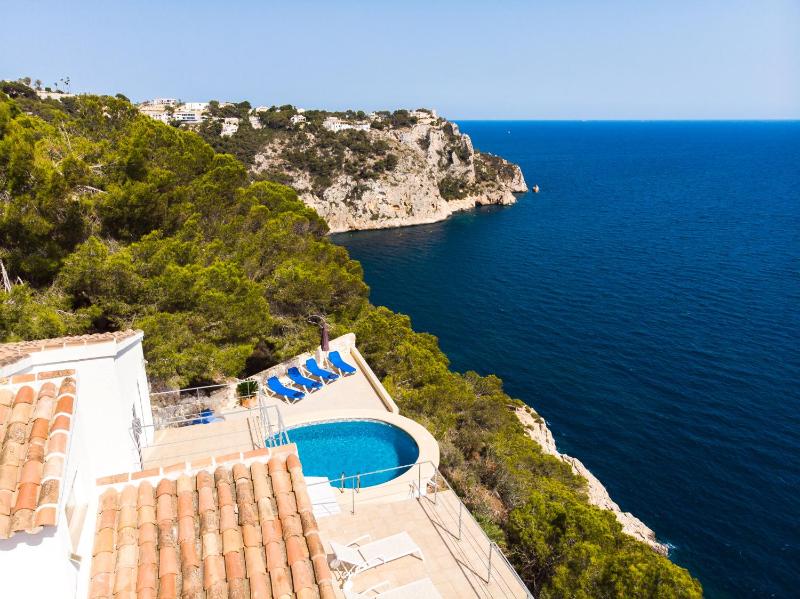 Villa Bombon by Aguilarent - image 23