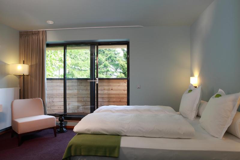 Deluxe Double Room image 4