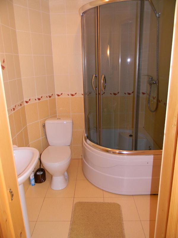 Standard Triple Room image 2