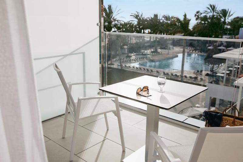 Superior Double Room image 4