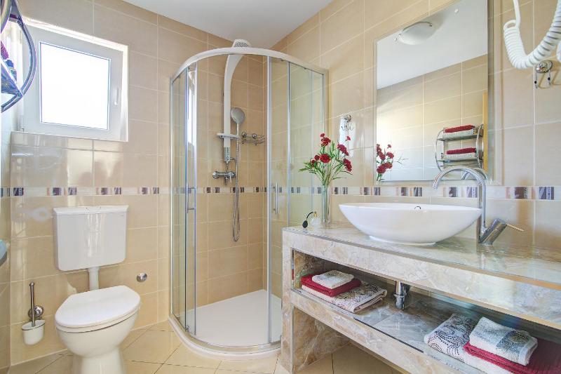 Apartments Prpic Senj - image 5