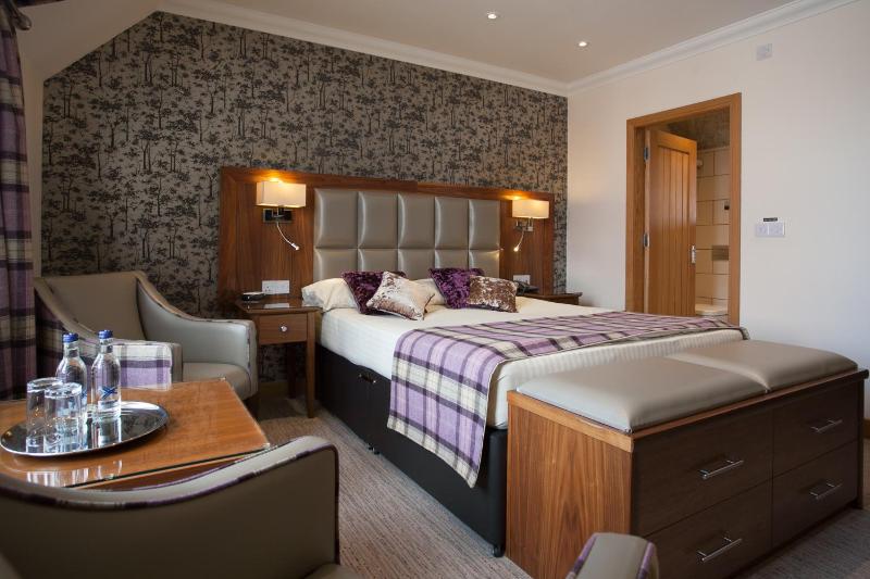 Superior Double Room image 1