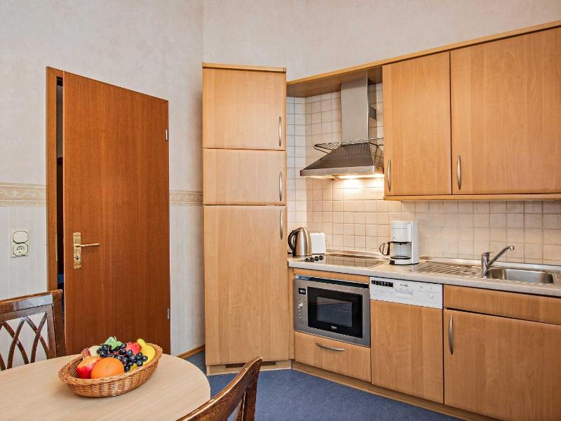 Two-Bedroom Apartment with Sea View - First Floor left image 4