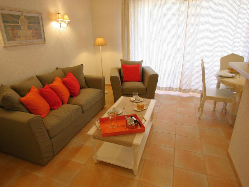 Maisonette (8 adults) image 2