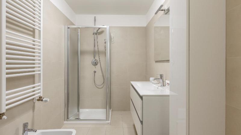 One-Bedroom Apartment image 3