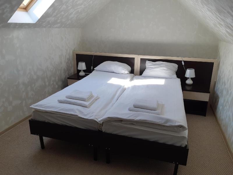 Quadruple Room image 3