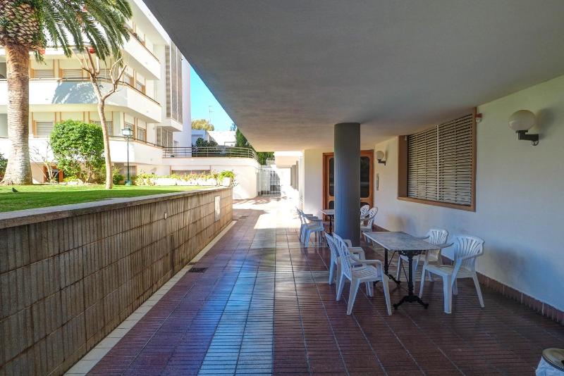 Clarimar Apartment by Hello Homes Sitges - image 4