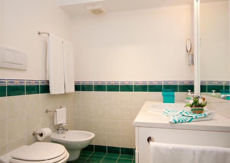 Two-Bedroom Bungalow (3-4 Adults) image 3