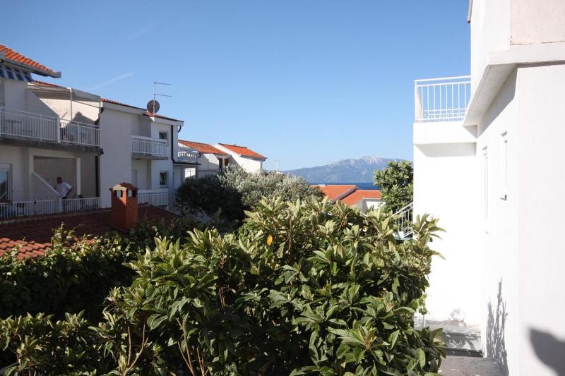 Two-Bedroom Apartment with Balcony image 3
