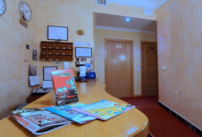 Hostal Regio - image 7