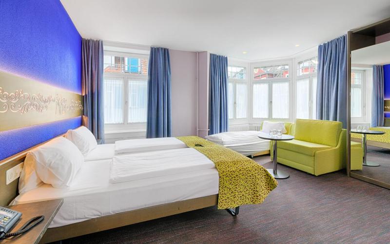 Standard Triple Room image 1