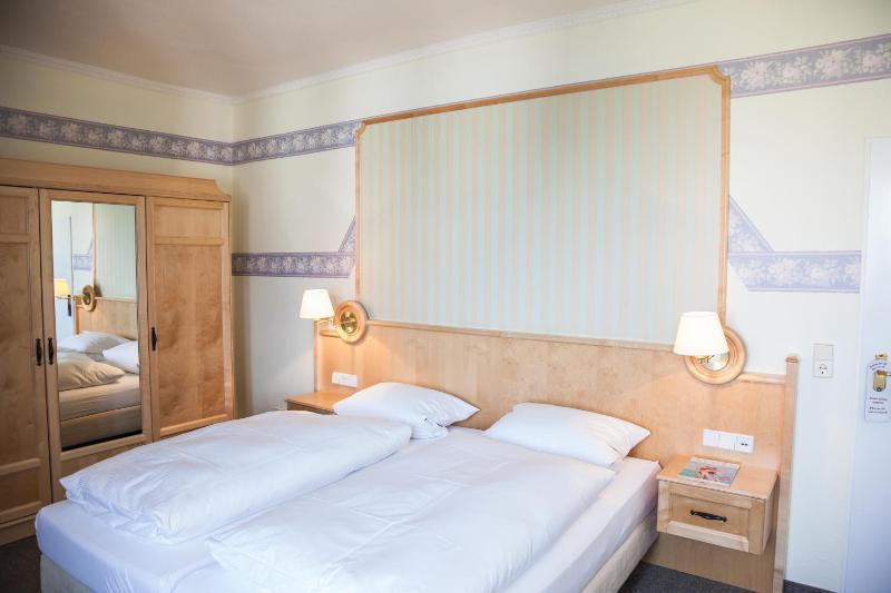 Hotel Altes Kurhaus - image 22