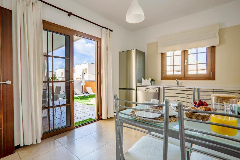 Five-Bedroom Villa (10 Adults) image 3