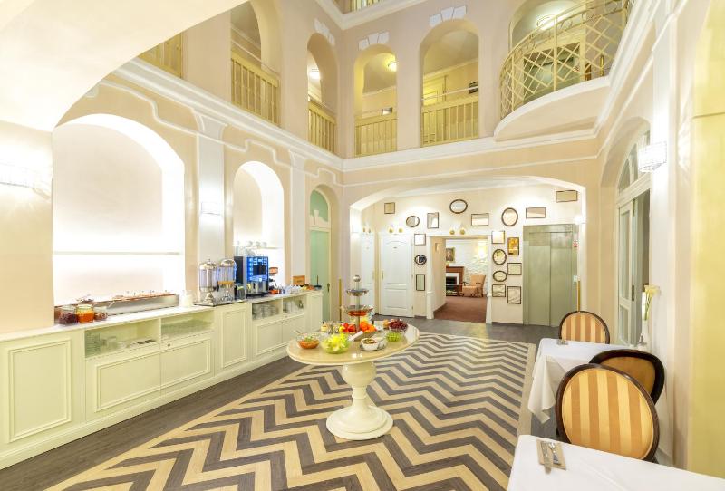 Promenáda Romantic Hotel - image 40