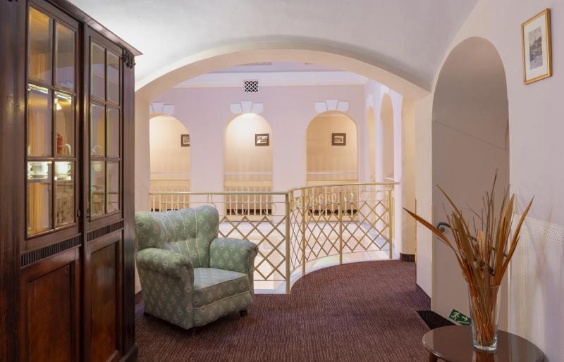 Promenáda Romantic Hotel - image 7