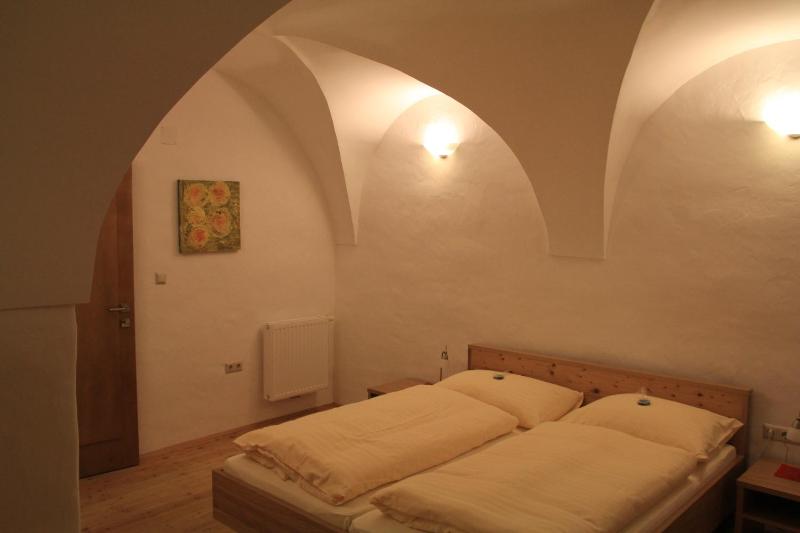 Apartment 1 image 3