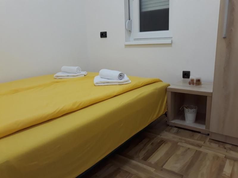 One-Bedroom Apartment image 1