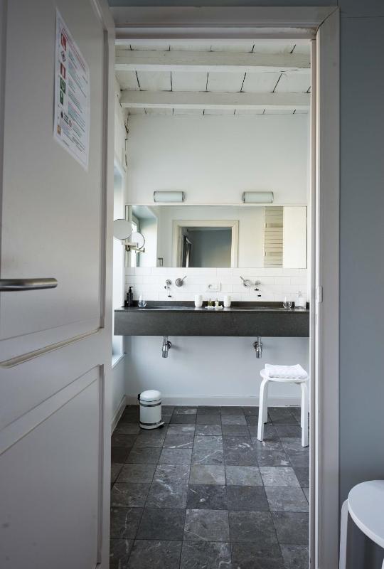 Double Room with Park View image 4