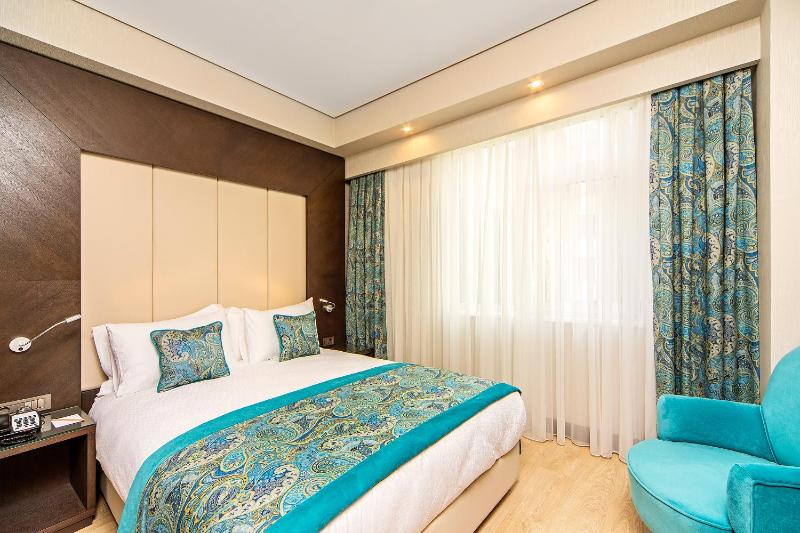 Mukarnas Taksim Hotel - image 10