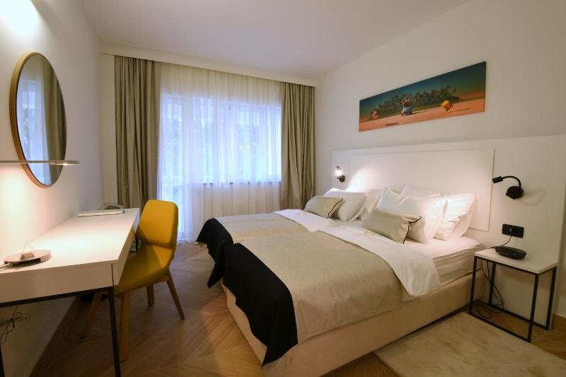 Apartment with Park View (4 Adults) image 2