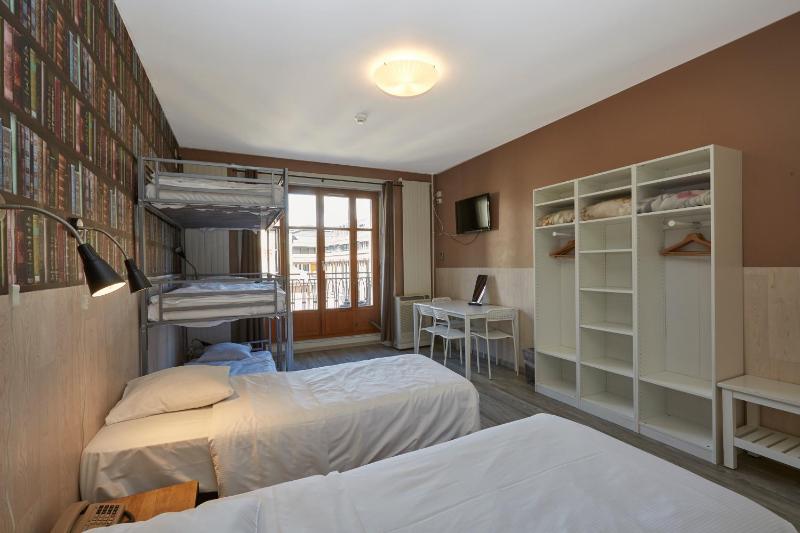 Hotel Central - image 3