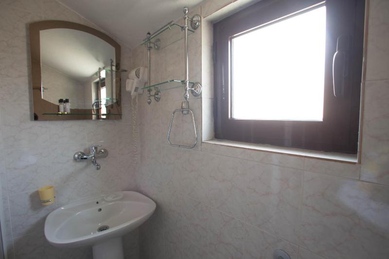 Double Room with Sea View (2 Adults+1 child) image 2