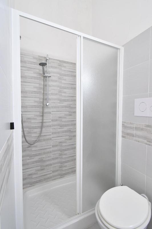 Double Room with Garden View image 4