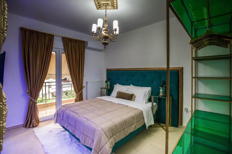 Deluxe Apartment image 2