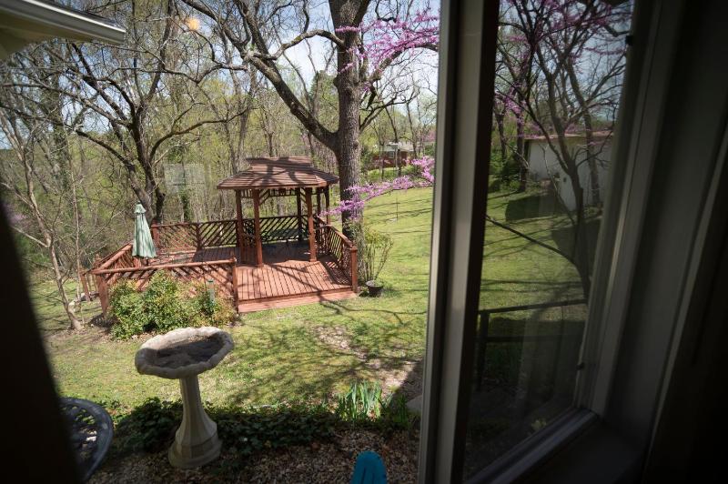 Cozy Cottage image 2