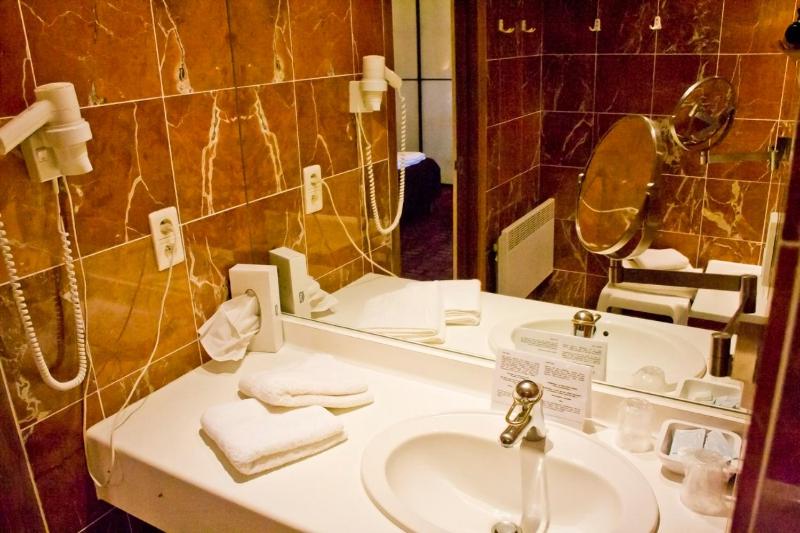 Junior Suite image 3