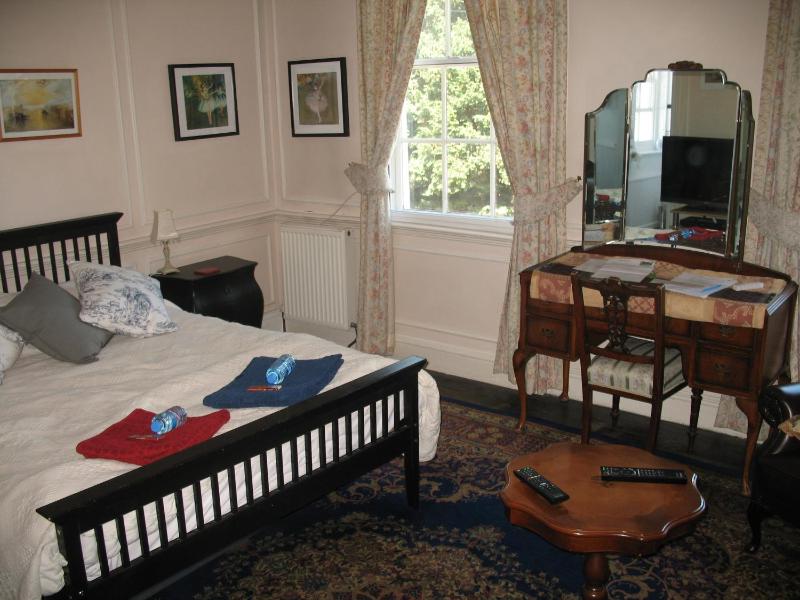 Double Room image 1