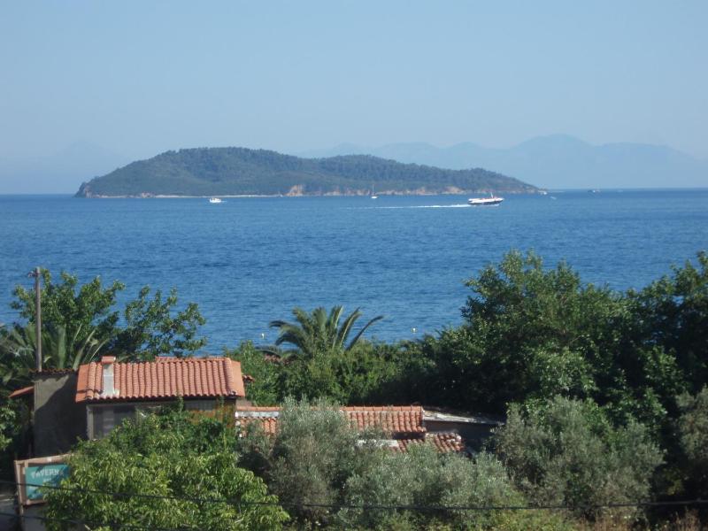 Studio with Sea View image 2